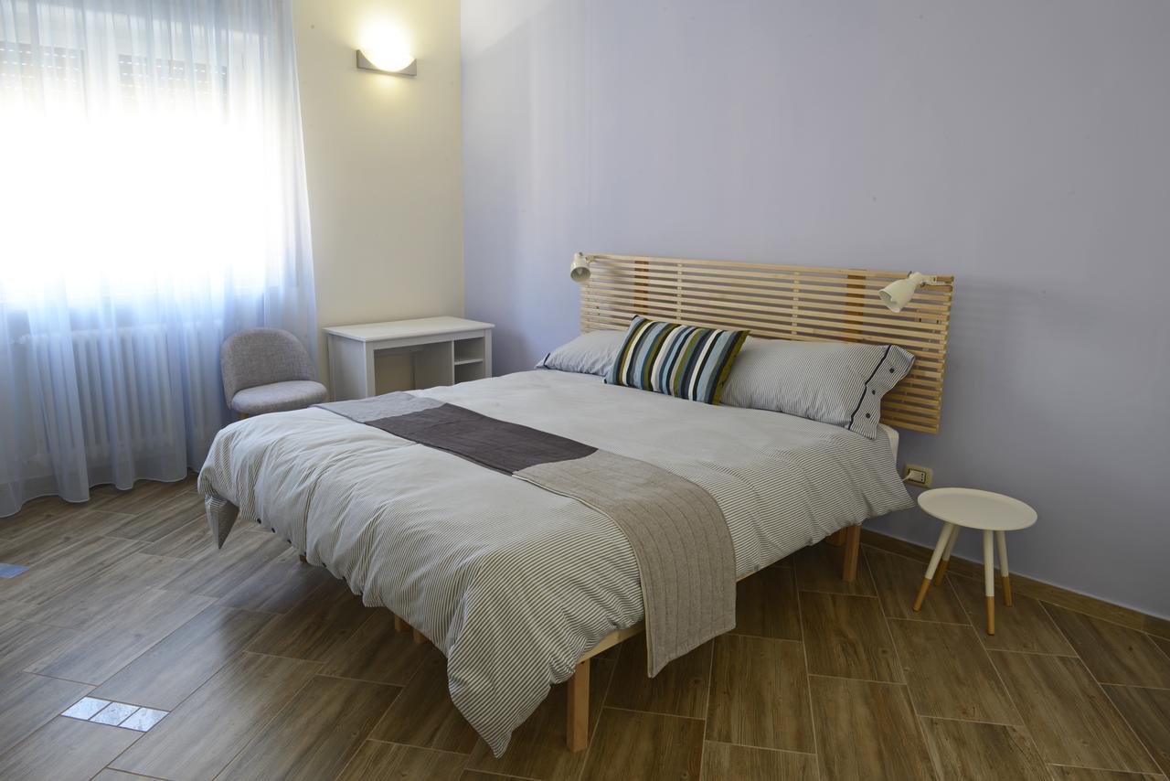 Bed and Breakfast Fronte Del Porto Salerno Exterior foto
